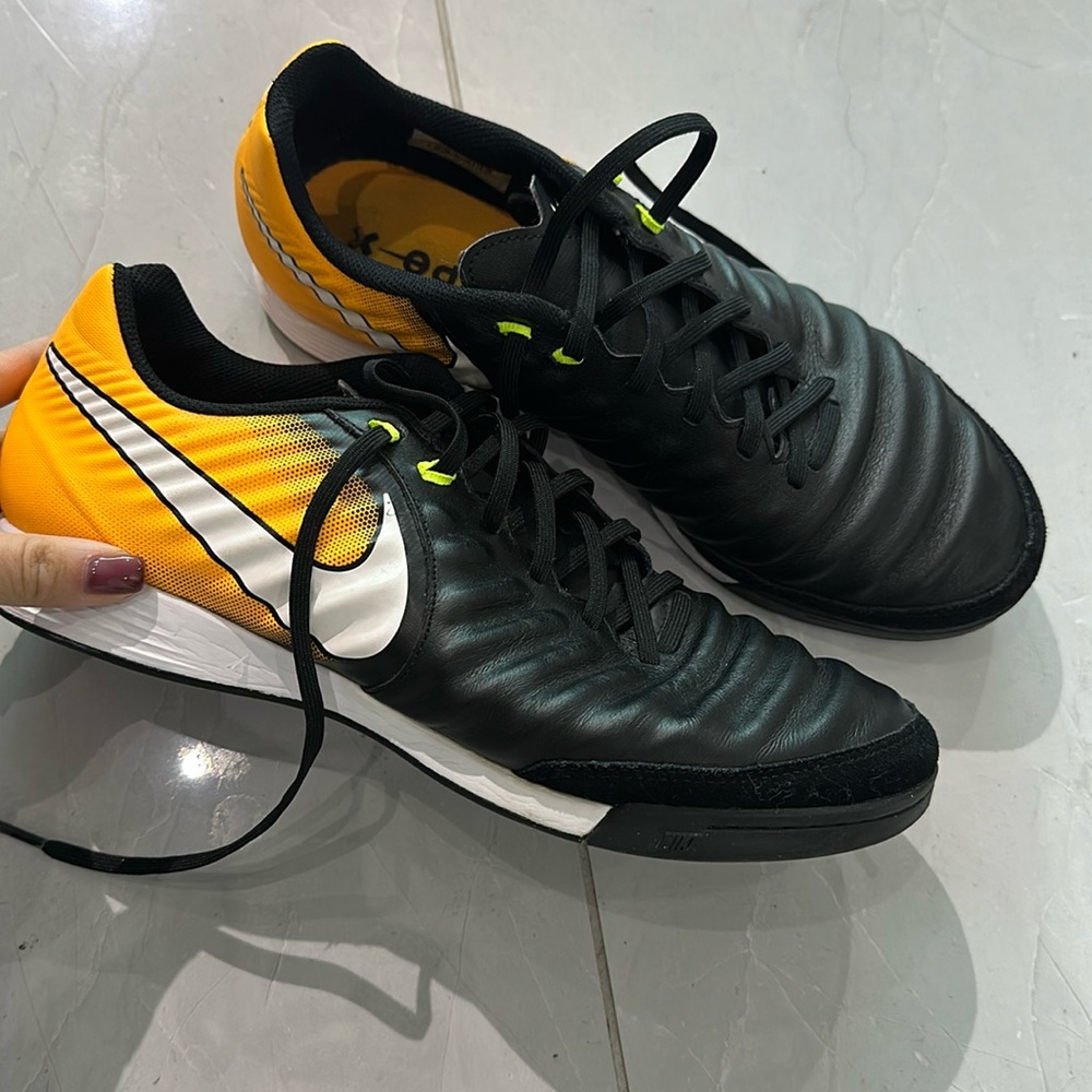 Nike Women's Black and Yellow Indoor Soccer Sneakers